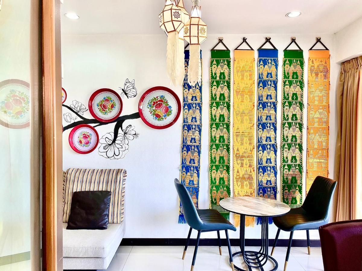 Baan Sabai Rama IV Apartment 방콕 외부 사진