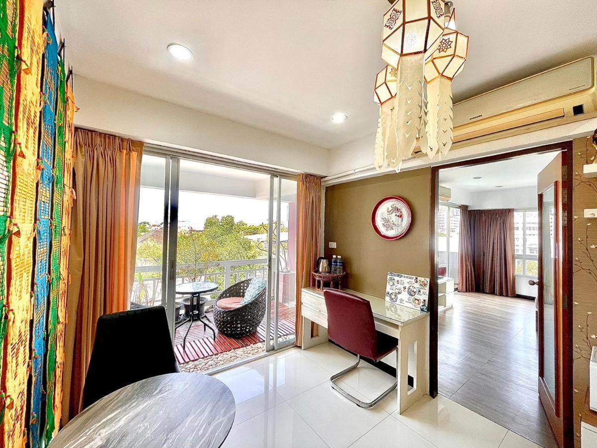 Baan Sabai Rama IV Apartment 방콕 외부 사진