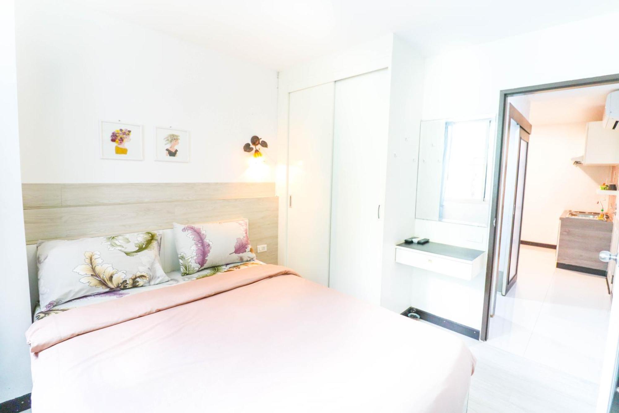 Baan Sabai Rama IV Apartment 방콕 외부 사진
