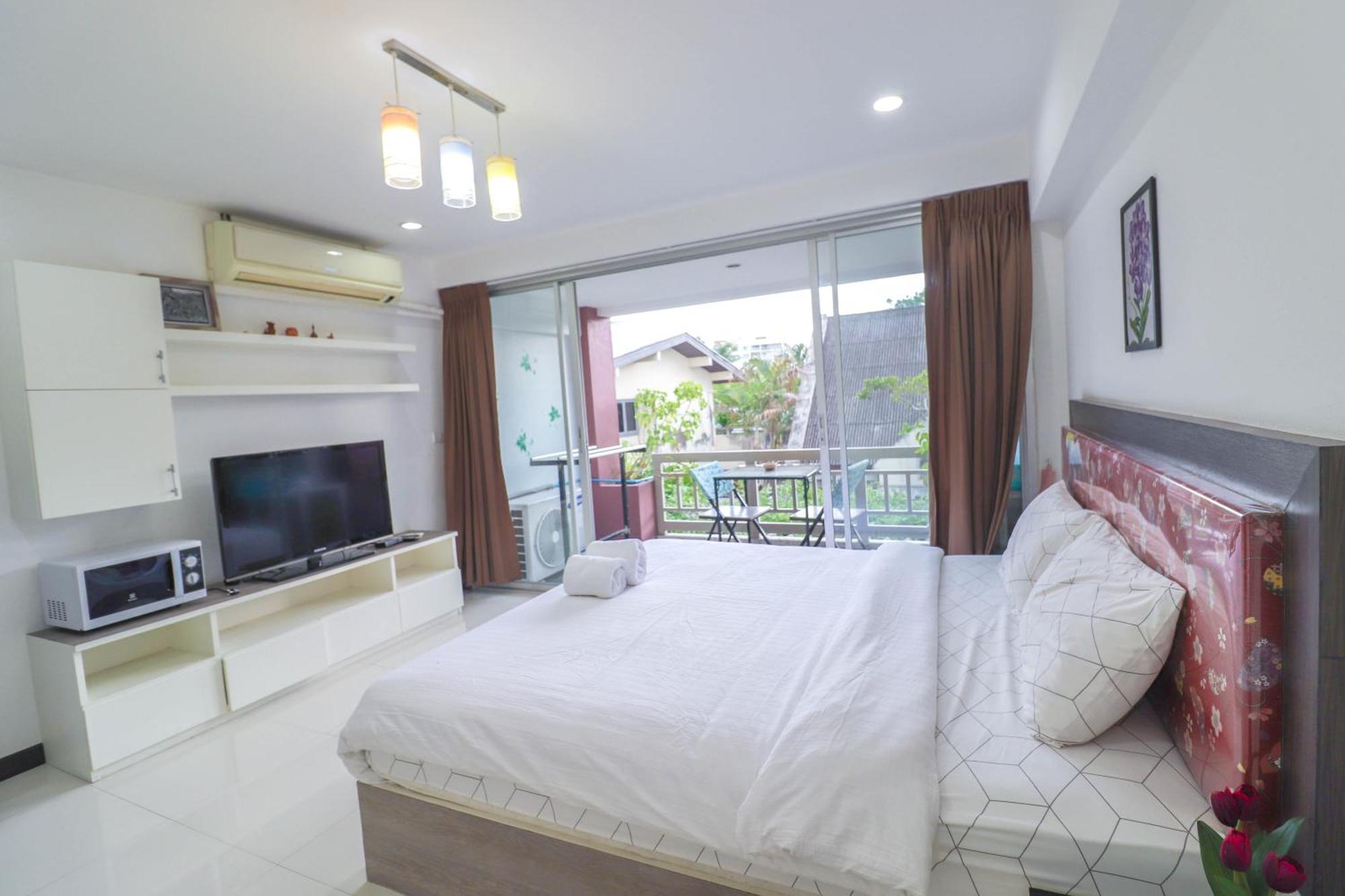 Baan Sabai Rama IV Apartment 방콕 외부 사진