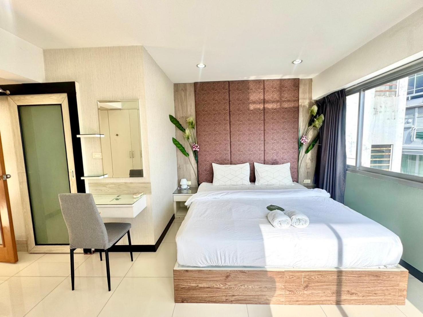 Baan Sabai Rama IV Apartment 방콕 외부 사진